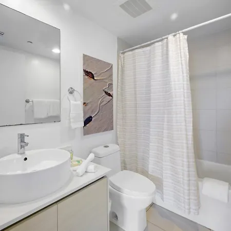 Hallandale Sky Water View Hallandale Beach Exterior photo