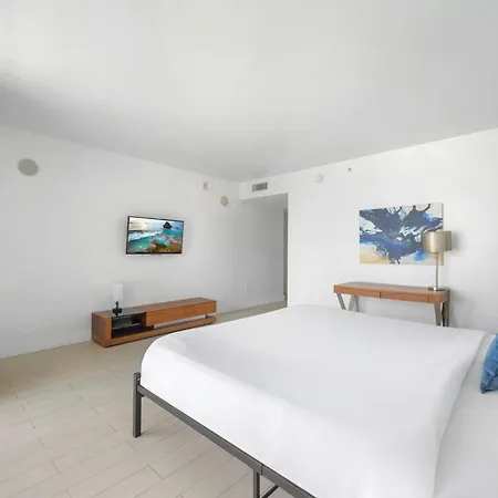 Hallandale Sky Water View Hallandale Beach Exterior photo