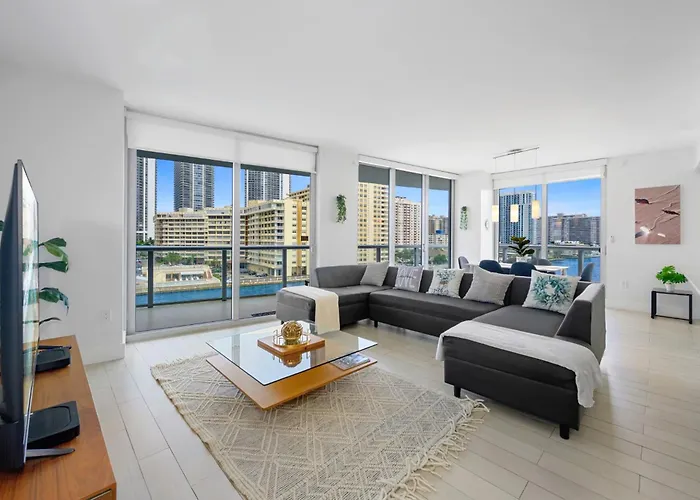 Hallandale Sky Water View