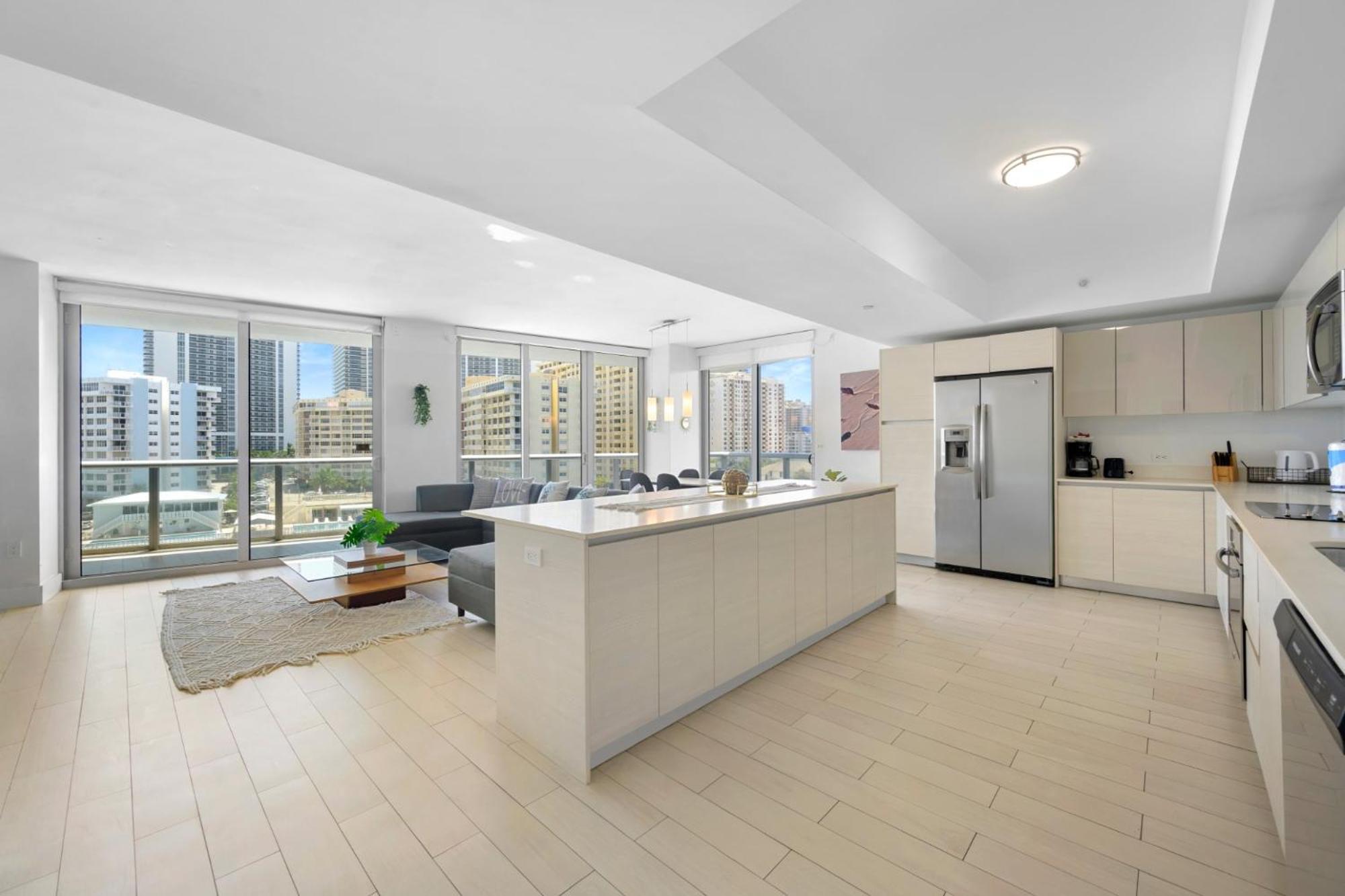 Apartment Hallandale Sky Water View Hallandale Beach