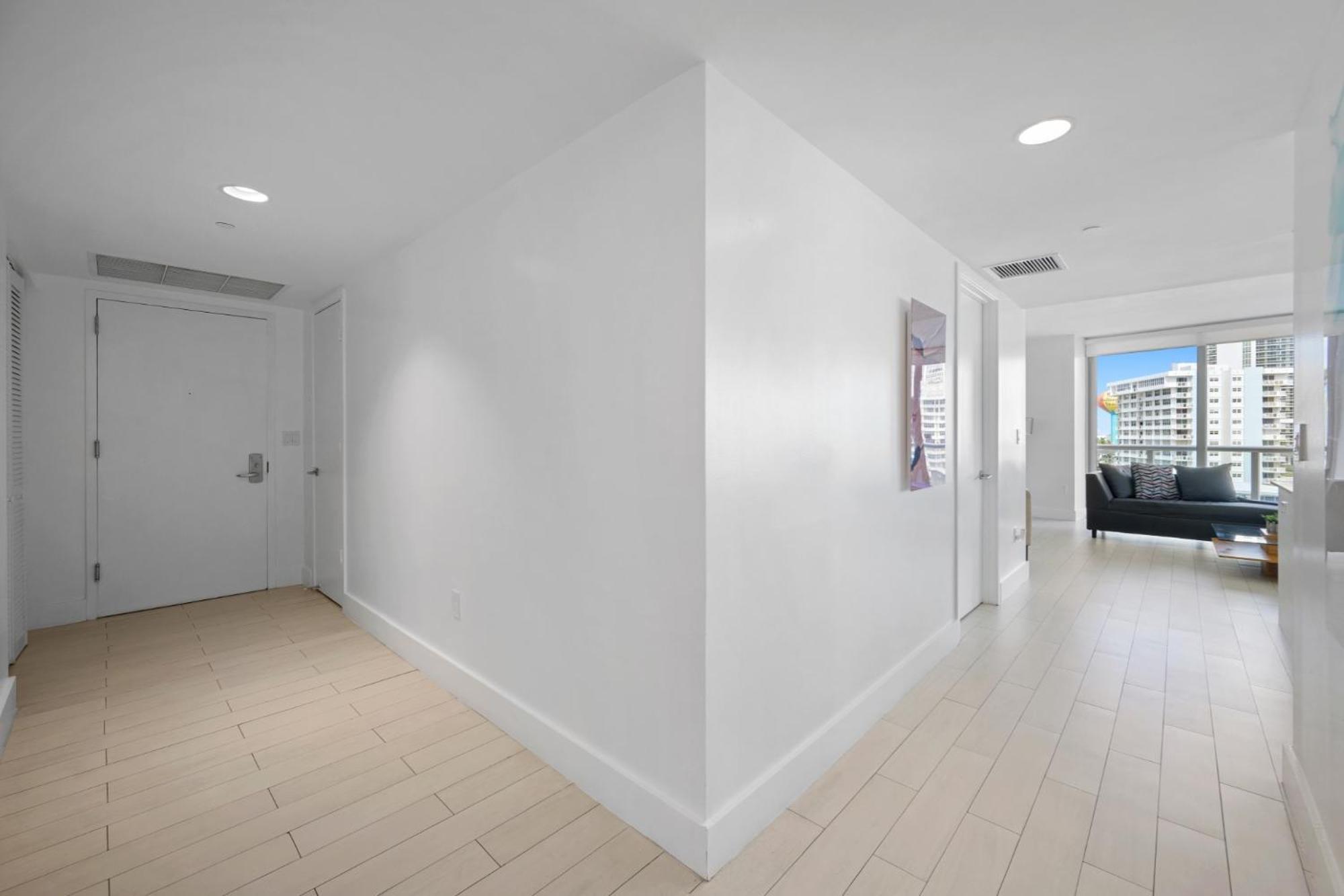Hallandale Sky Water View Appartement *
