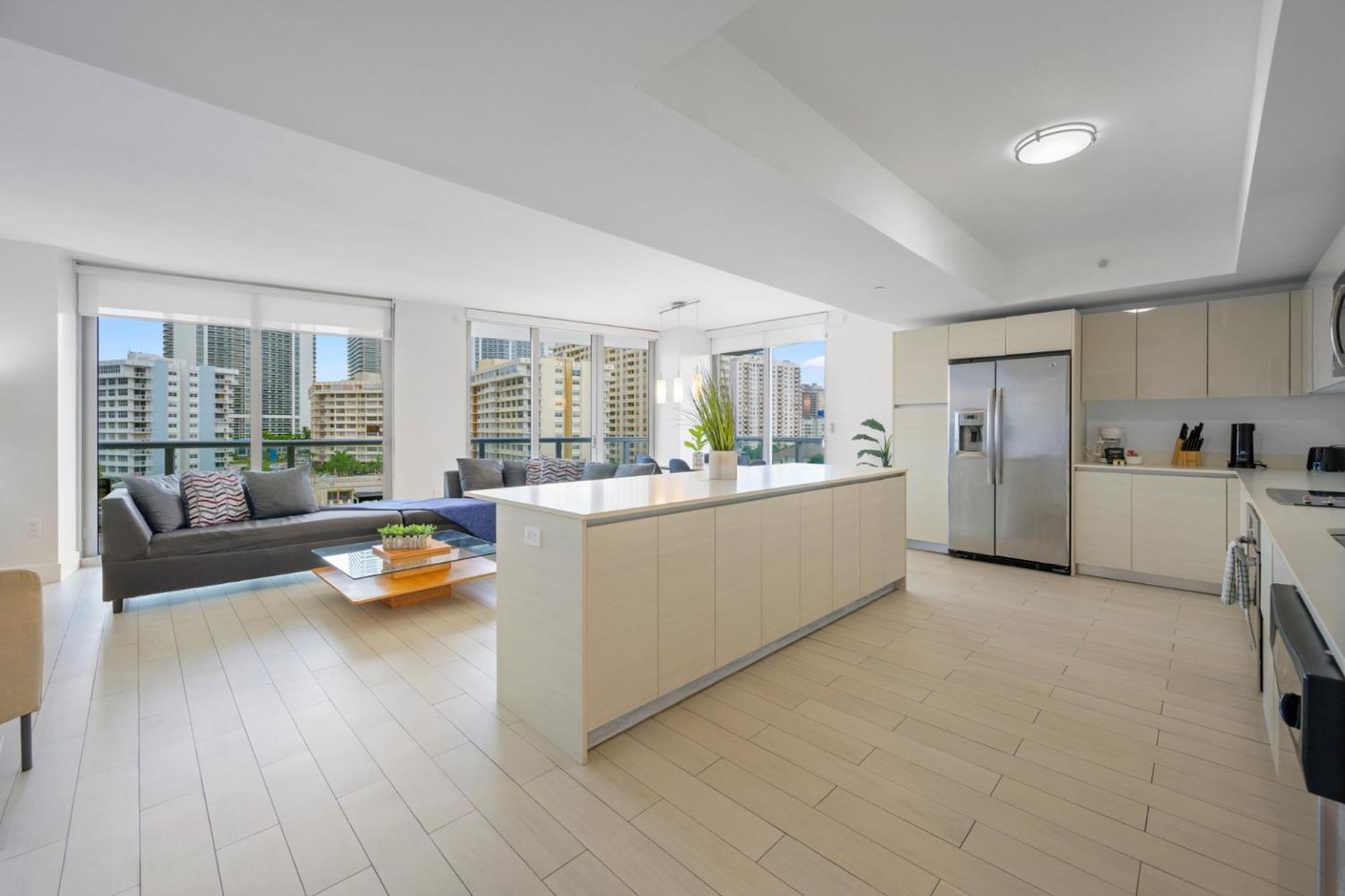 Hallandale Sky Water View Appartement *