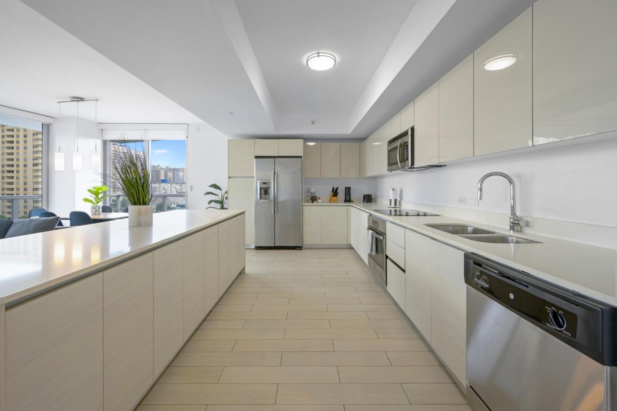 Appartement Hallandale Sky Water View