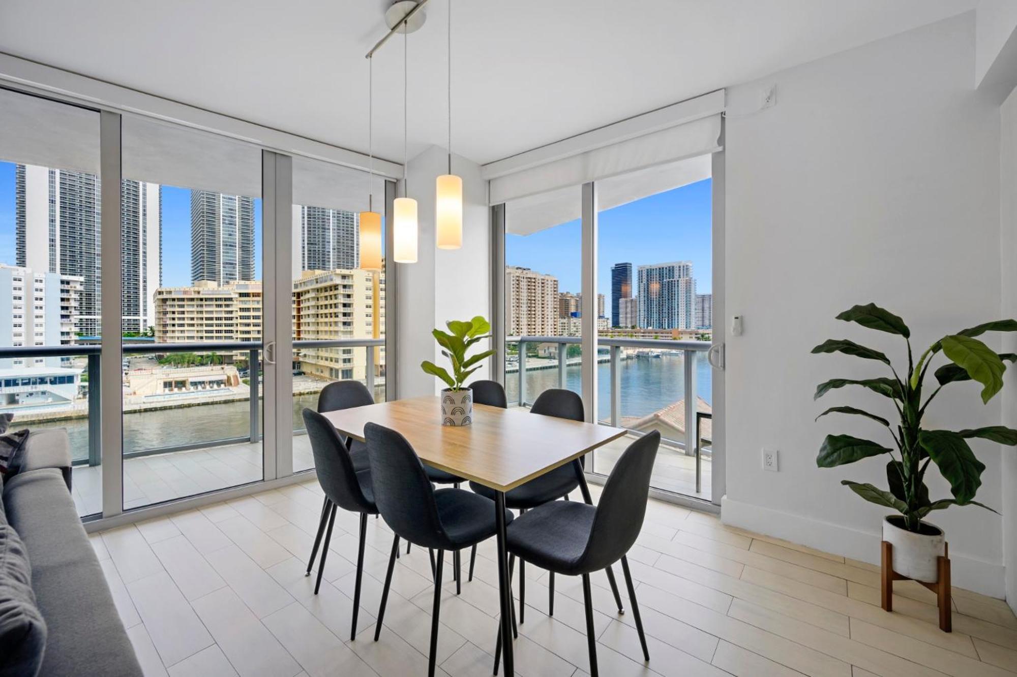 Appartement Hallandale Sky Water View