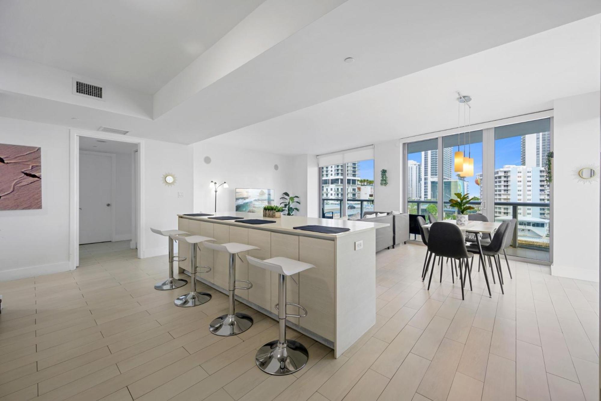 Appartement Hallandale Sky Water View *